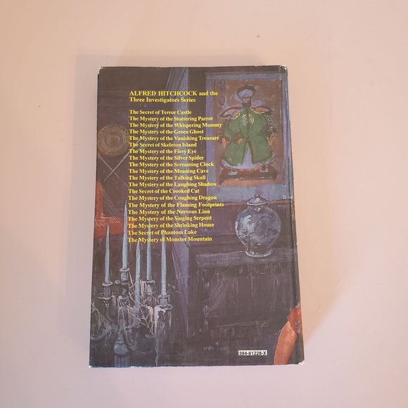 3 Investigators Mystery Series Alfred Hitchcock 1965 Mystery Green Ghost Book HC - Picture 3 of 9